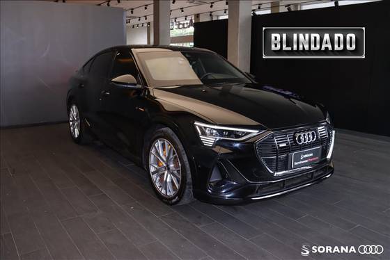 AUDI E-TRON ELÉTRICO SPORTBACK PERFORMANCE BLACK QUATTRO
